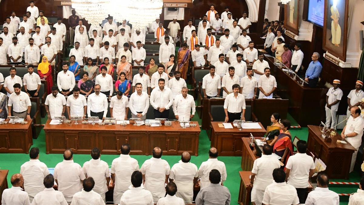 நீட் தேர்வுக்கு எதிரான தனித்தீர்மானம் ஒருமனதாக நிறைவேற்றம்: சட்டப்பேரவையில் முக்கிய முடிவு!
